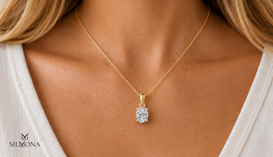 LUNA OVAL SOLITAIRE PENDANT
