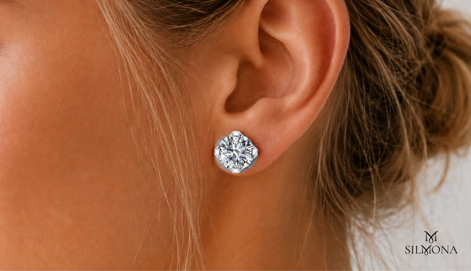 ROUND DIAMOND FOUR-PRONG SOLITAIRE STUD EARRING