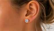 ROUND DIAMOND BASKET STUD EARRING