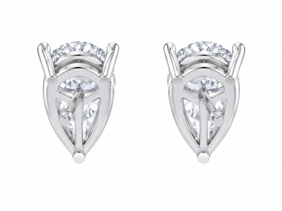 Amora Heart Moissanite Stud Earrings