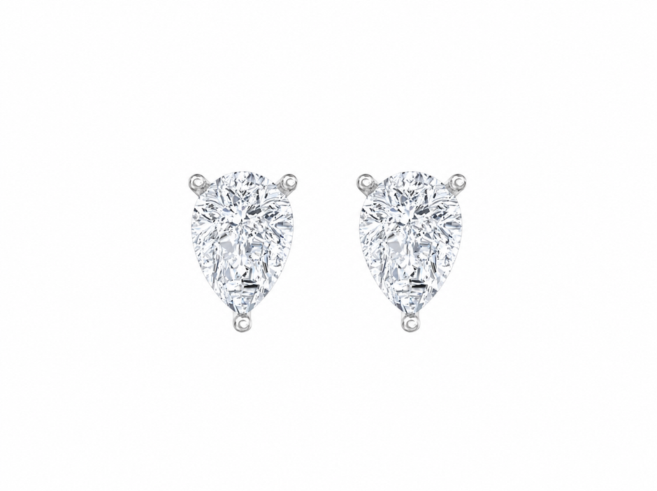 Amora Heart Moissanite Stud Earrings